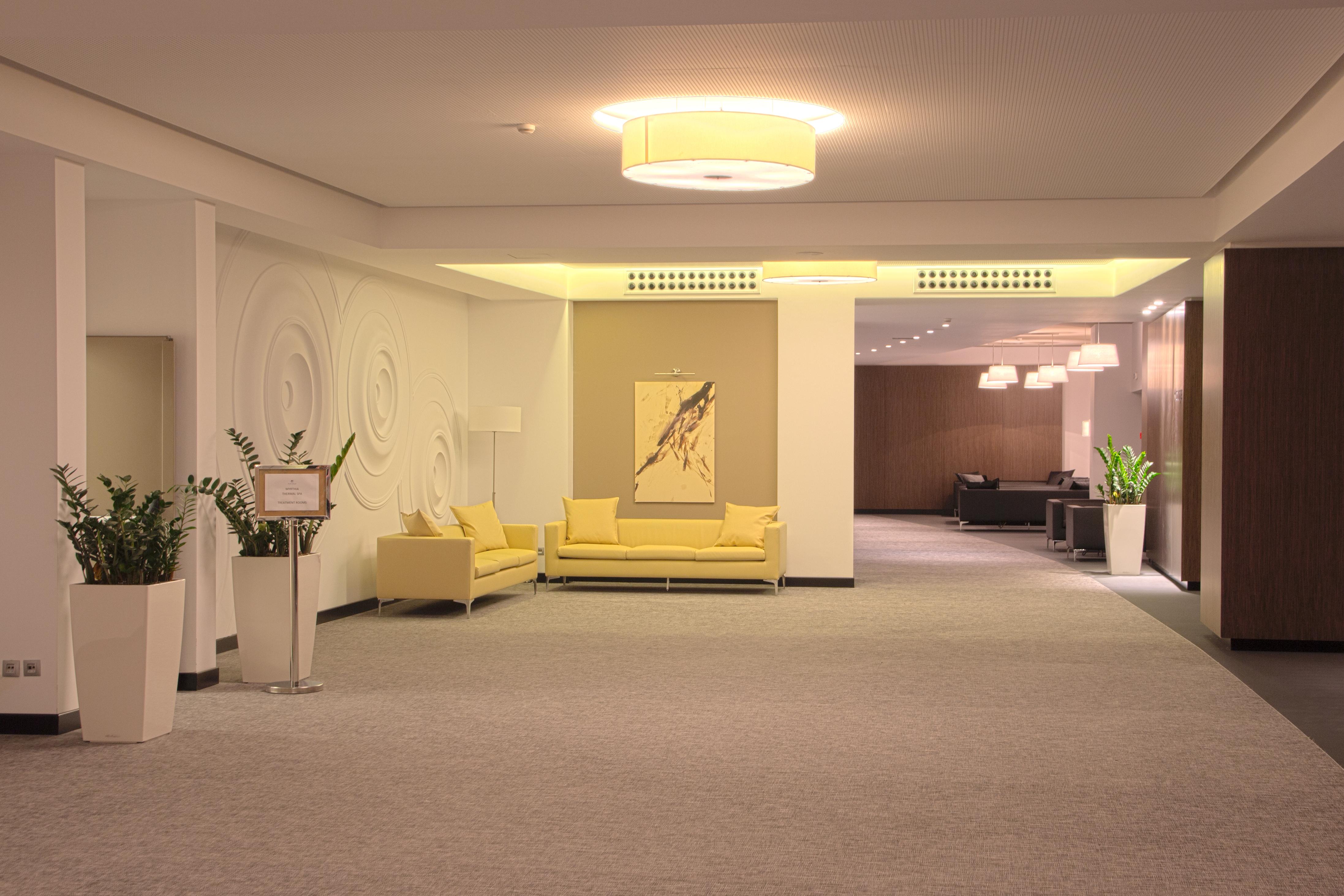 美瑞格Spa度假村 帕利乌里翁 外观 照片 The lobby of the hotel
