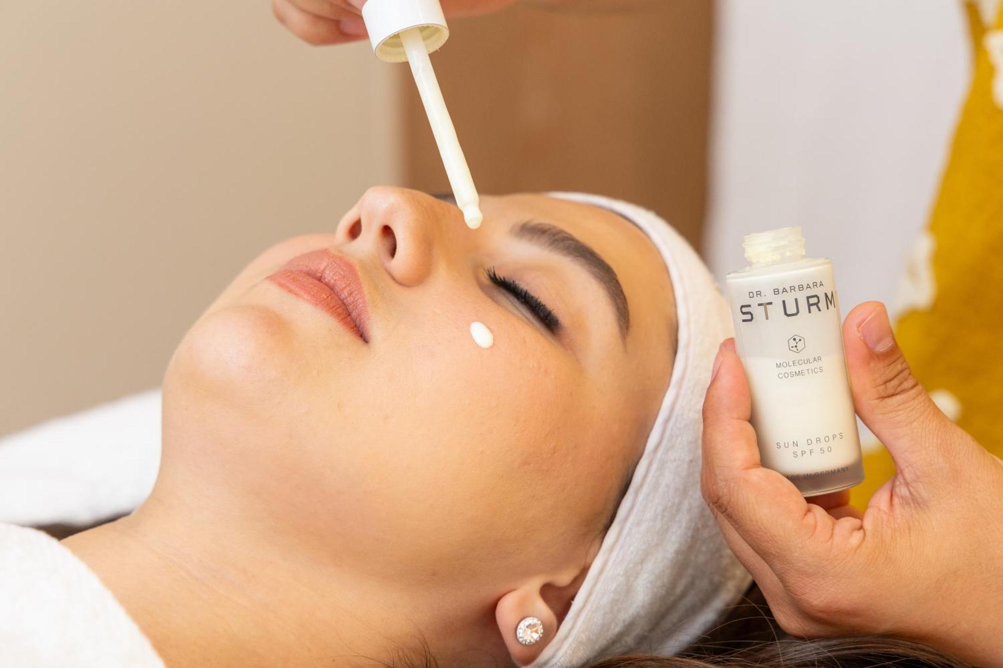 美瑞格Spa度假村 帕利乌里翁 外观 照片 Dr. Barbara Sturm Facial