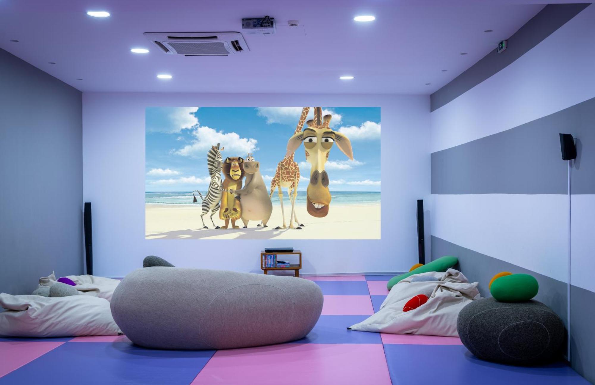 美瑞格Spa度假村 帕利乌里翁 外观 照片 A home theater